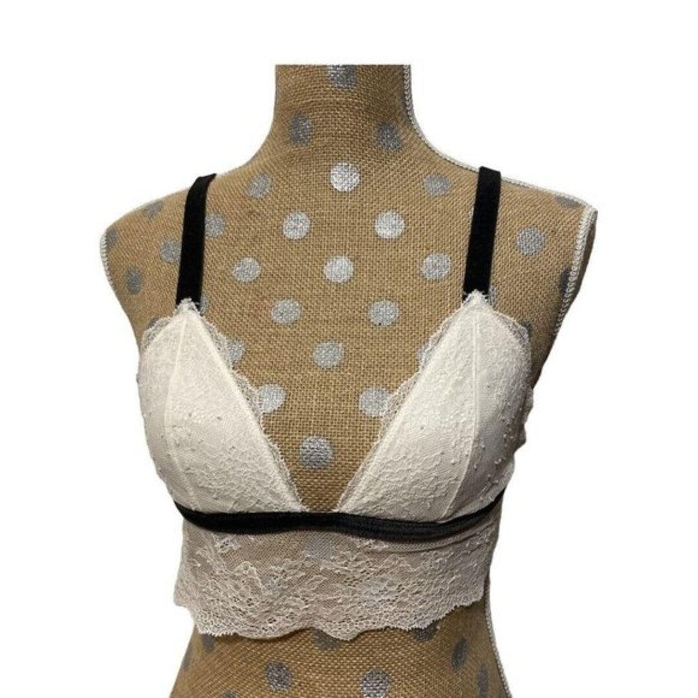 Victoria's Secret White Lace with Black Velvet Detail Bralette Size Small